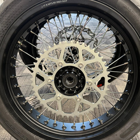 Surron Ultra Bee Supermotos